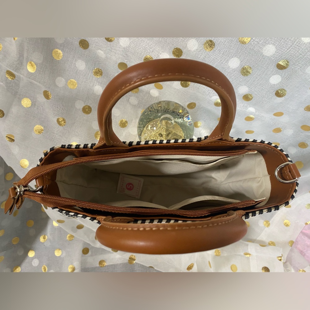NEW PANDA SMALL WOVEN CROSSBODY BAG - TAN LEATHER - Picture 16 of 17